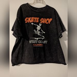 Skate ship women's shirt size Large Euc